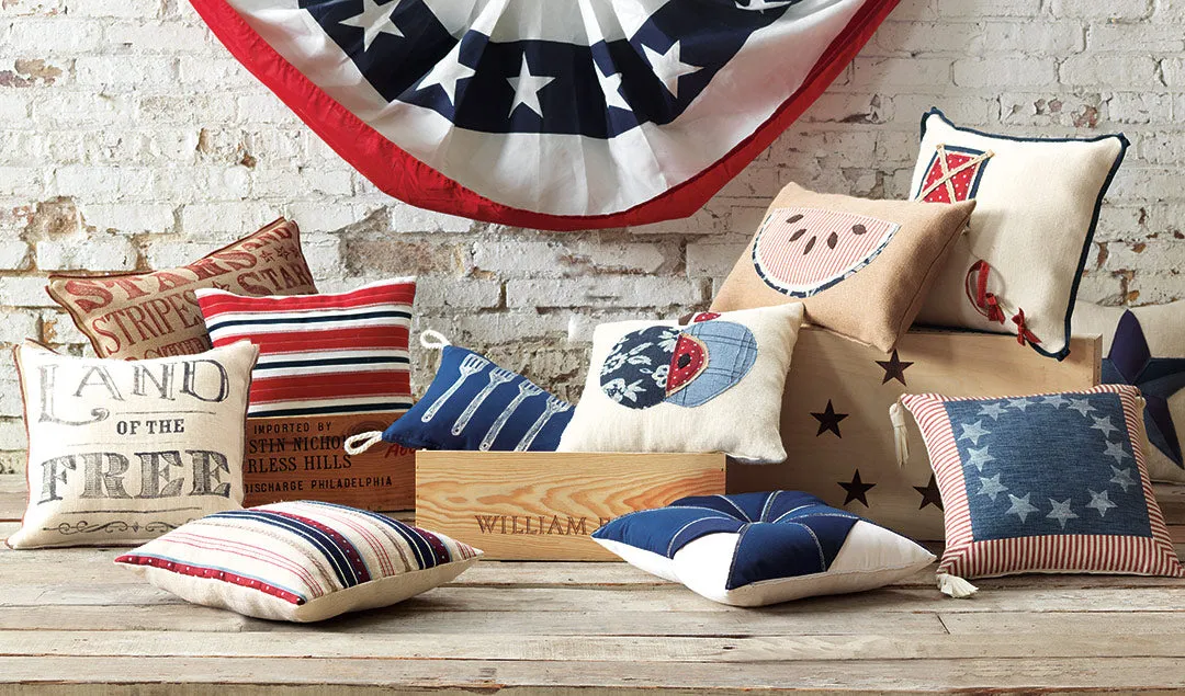Americana 'Johnny Appleseed' Outdoor Throw Pillow Cover 18x18