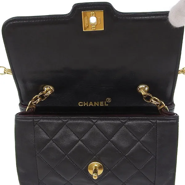 CHANEL Around 1990 Made Edge Design Flap Turn-Lock Chain Bag Black