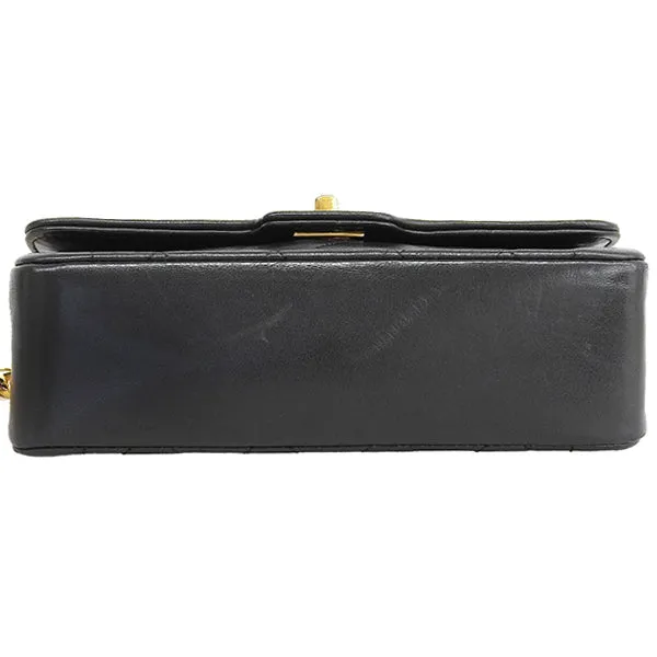 CHANEL Around 1990 Made Edge Design Flap Turn-Lock Chain Bag Black