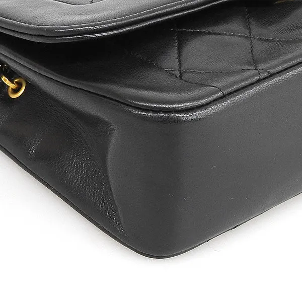 CHANEL Around 1990 Made Edge Design Flap Turn-Lock Chain Bag Black