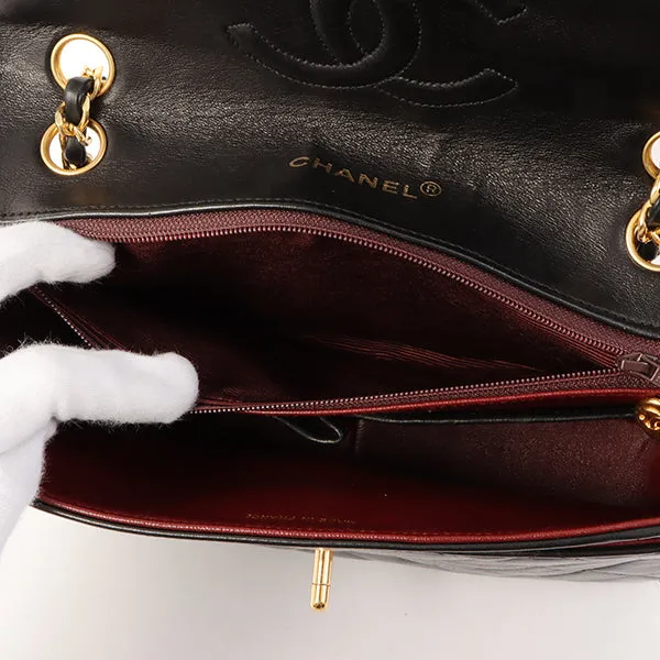 Chanel Around 1990 Made Edge Design Flap Turn-Lock Chain Bag Black/Red