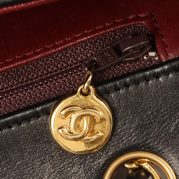Chanel Around 1990 Made Edge Design Flap Turn-Lock Chain Bag Black/Red