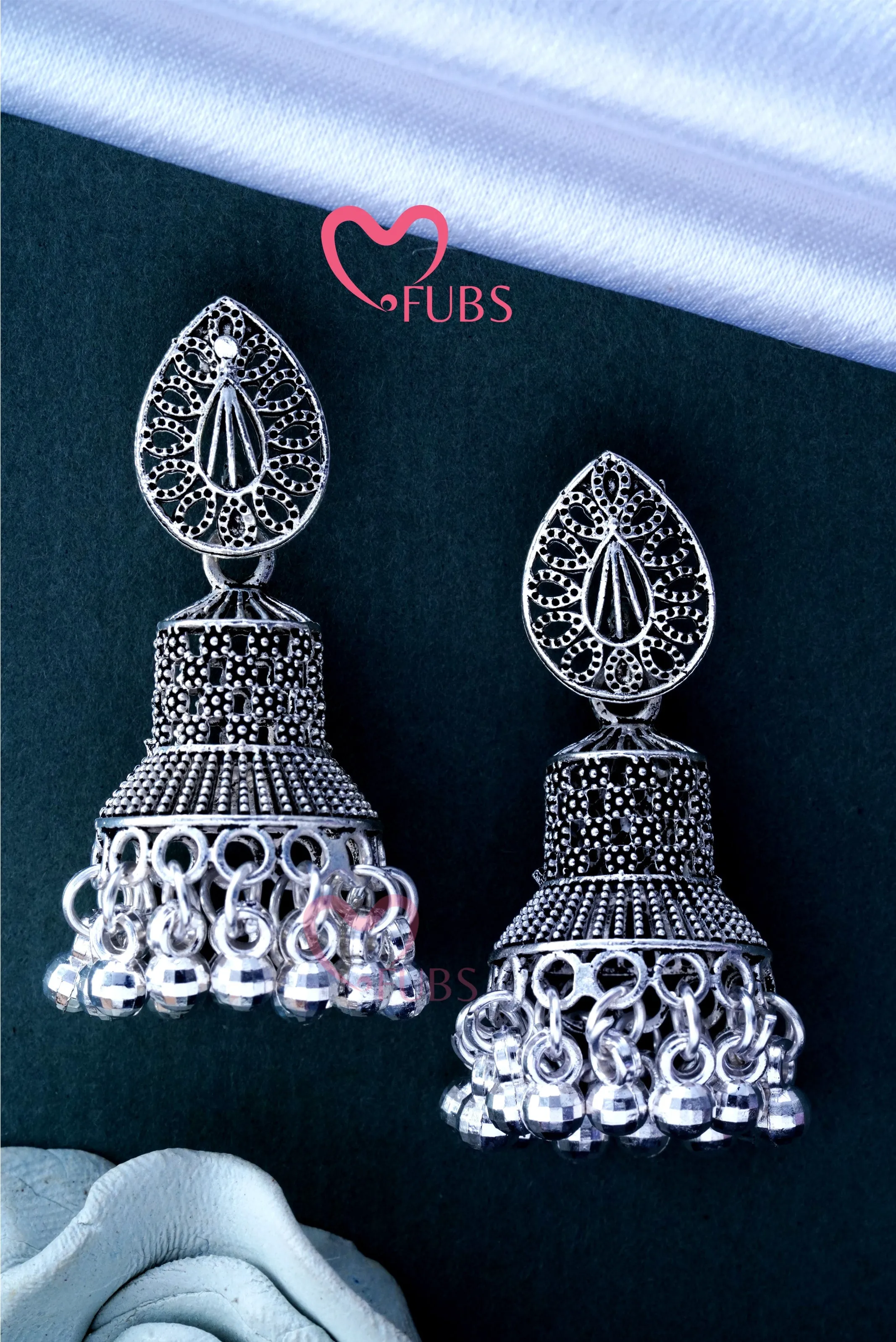 Charming Elegant Treasure Drop Jhumka