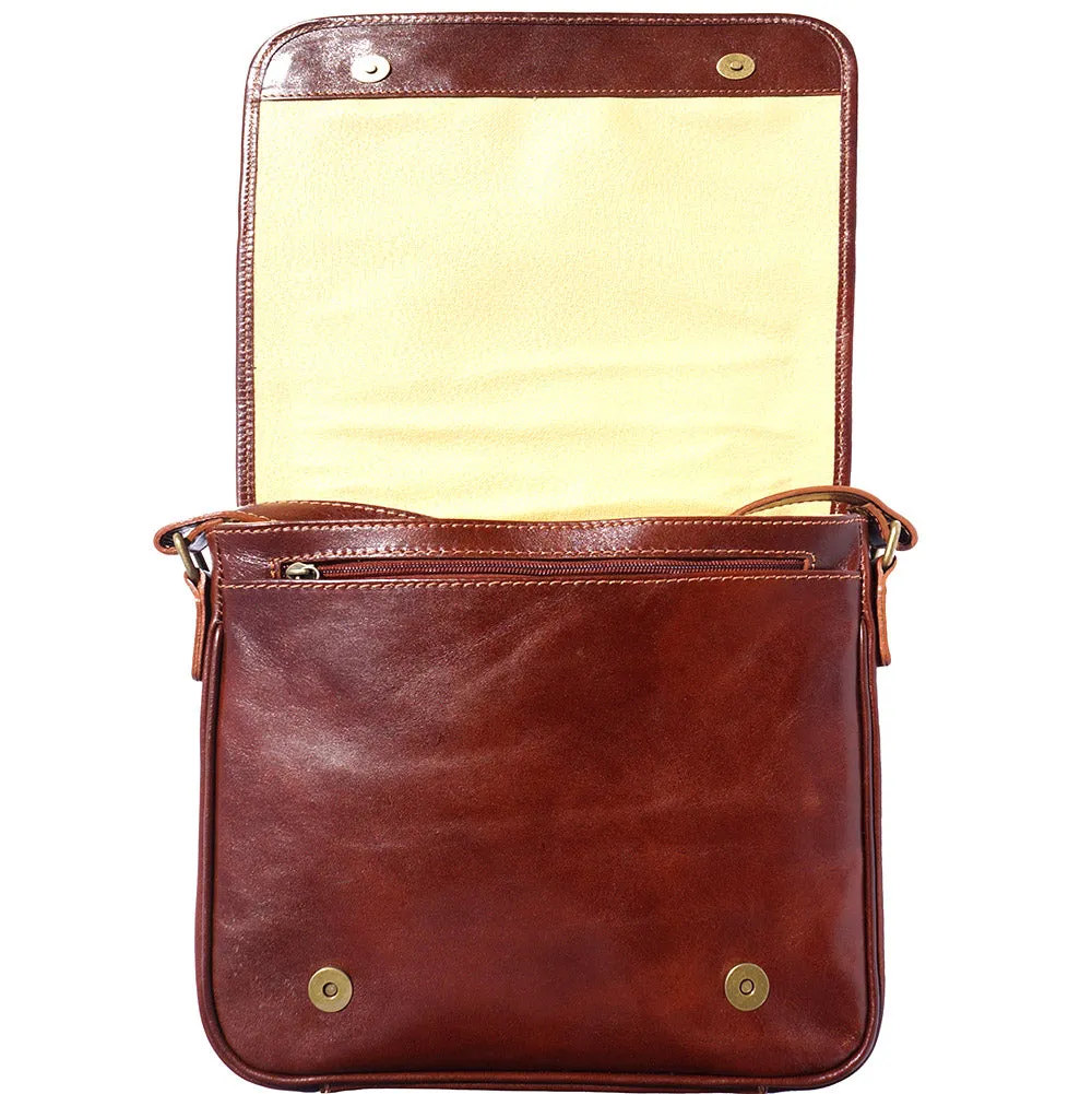 Christopher Messenger bag in cow leather