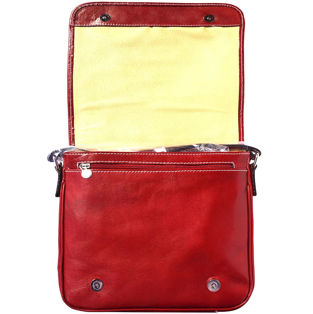 Christopher Messenger bag in cow leather