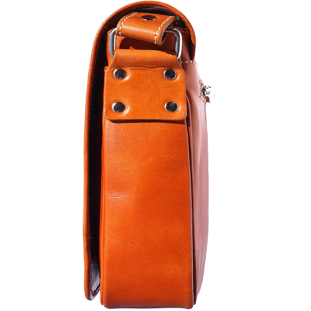 Christopher Messenger bag in cow leather