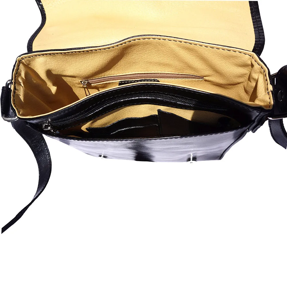 Christopher Messenger bag in cow leather