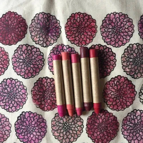 Dahlia Color Your Own Market Tote Kit with Eco-Friendly Crayons