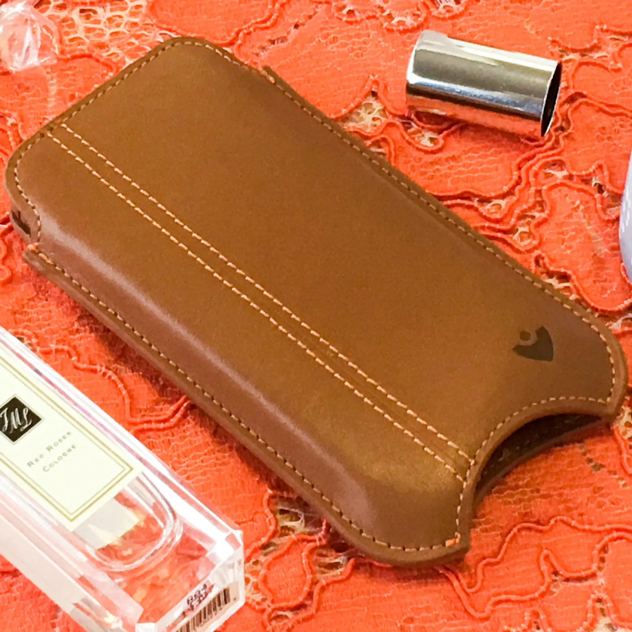 iPhone SE-1st Gen, 5 Wallet Case in Tan Leather | Screen Cleaning Cover with Sanitizing Lining