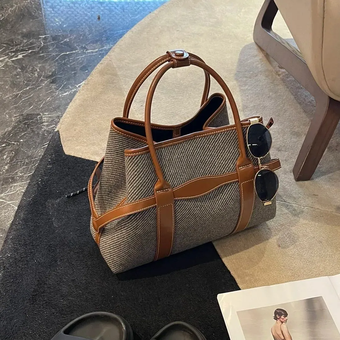 Large Capacity Crossbody Solid Top-Handle Bag