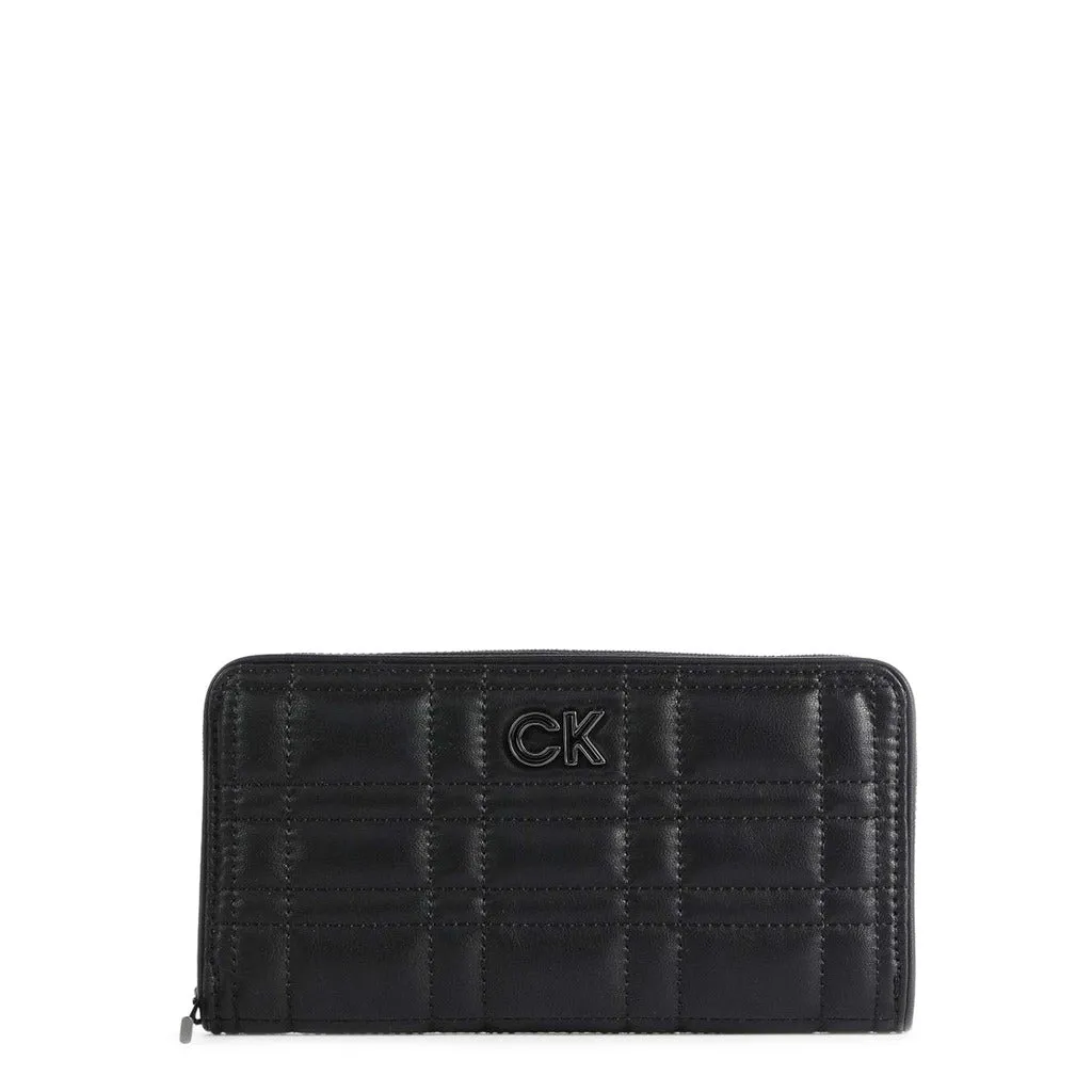 Sophisticated Synthetic Leather Wallet for the Modern Woman
