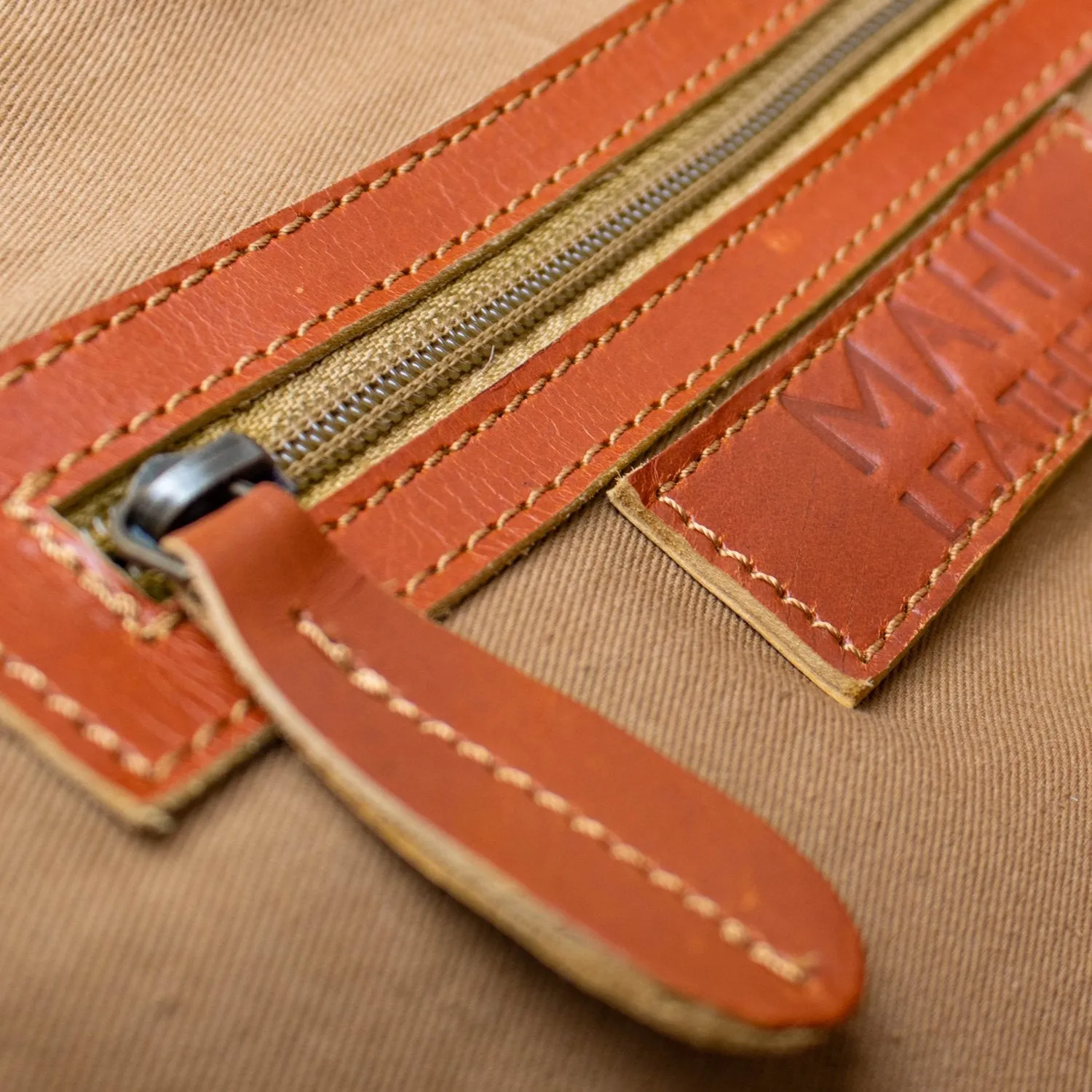 The Yale Clip-Up (Tan)
